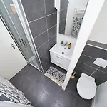 The Little Valmy-studio Cosy 2 Pers-vaise Appartement *