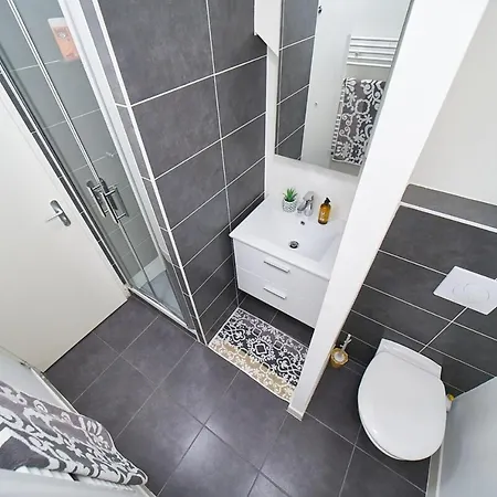 The Little Valmy-studio Cosy 2 Pers-vaise Apartamento *
